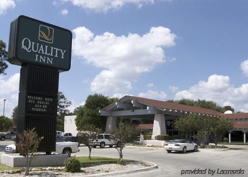 Days Inn By Wyndham Uvalde Kültér fotó